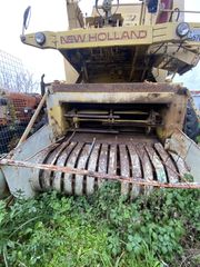 Αλωνιστική Μηχανή New Holland 1980-thumb-2