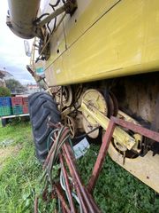 Αλωνιστική Μηχανή New Holland 1980-thumb-4