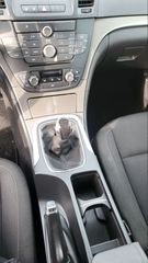 Opel Insignia 2012-thumb-5