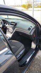 Opel Insignia 2012-thumb-6