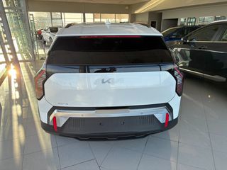 Kia EV3 2026 EV3 81,2KW EARTH-thumb-1