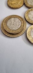 Elizabeth II One 1 Pound-thumb-6