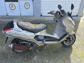 Piaggio X 8 2005-thumb-1