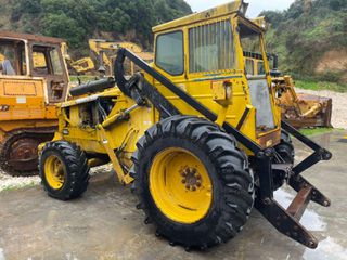Φορτωτής Με Λάστιχα Volvo 1987 LM 622-thumb-2