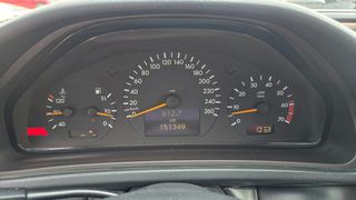 Mercedes-Benz CLK 200 2002 KOMPRESSOR COUPé AVANTGARDE-thumb-8