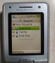 Sony Ericsson K770i-thumb-2