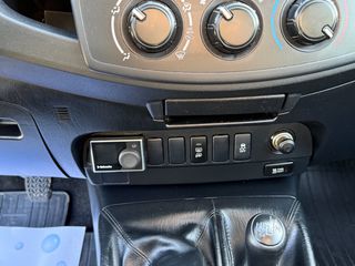 Φορτηγό Έως 7.5τ Toyota 2015 HILUX 4X4 TURBO DIESEL 1,5/2 καμπίνα-thumb-47