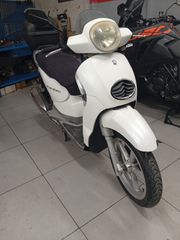 Aprilia Scarabeo 200 2015-thumb-1