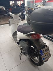 Aprilia Scarabeo 200 2015-thumb-6