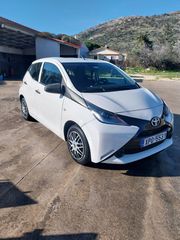 Toyota Aygo 2016 1.0 X-PLAY TOUCH-thumb-1