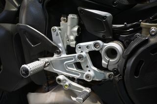 Ducati Panigale V4 S 2026 TRICOLORE-thumb-12