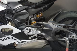 Ducati Panigale V4 S 2026 TRICOLORE-thumb-13