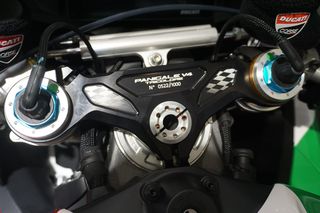 Ducati Panigale V4 S 2026 TRICOLORE-thumb-21