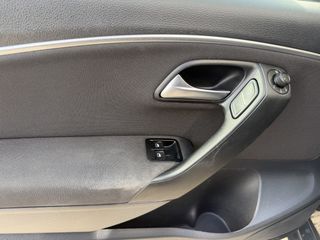 Volkswagen Polo 2016 1.4 TDI-thumb-11