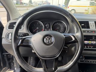 Volkswagen Polo 2016 1.4 TDI-thumb-14