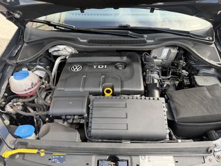 Volkswagen Polo 2016 1.4 TDI-thumb-24