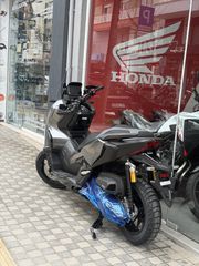 Honda ADV 350 2026 IRIDIUM GRAY METALLIC-thumb-2