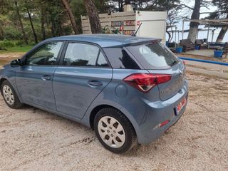 Hyundai i 20 2016-thumb-4