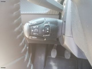 Peugeot 208 2023 ALLURE DIESEL 1.5 100HP-thumb-20