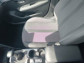 Peugeot 208 2023 ALLURE DIESEL 1.5 100HP-thumb-27