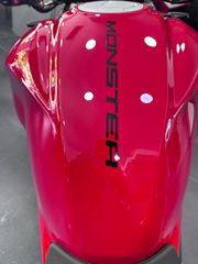 Ducati Monster 2026 V2 896-thumb-6