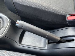 Citroen C3 2023 SHINE 1.2 PURETECH 83 C SERIES-thumb-40