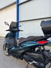 Piaggio Beverly 400 2022 BEVERLY 400 HPE-thumb-1