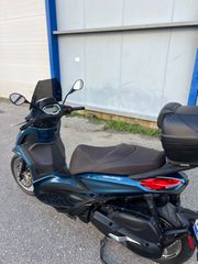 Piaggio Beverly 400 2022 BEVERLY 400 HPE-thumb-2