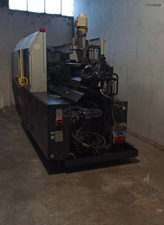 injection DEMAG  150T