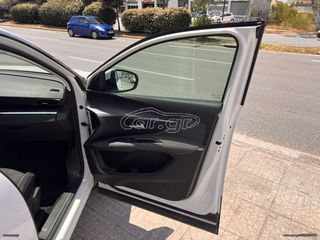 Peugeot 3008 2018 1.2 PURETECH 130HP ALLURE PACK GRIP CONTROL-thumb-15