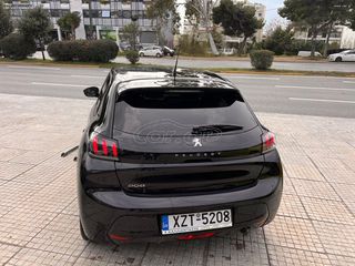Peugeot 208 2023 1.2 PureTech 100 Allure-thumb-3