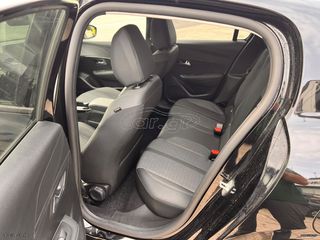Peugeot 208 2023 1.2 PureTech 100 Allure-thumb-11