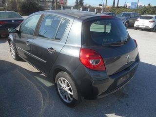 Renault Clio 2006-thumb-4