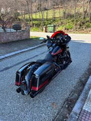 Harley Davidson CVO Road Glide 2021 Black hole-thumb-27