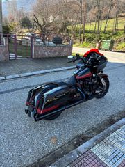 Harley Davidson CVO Road Glide 2021 Black hole-thumb-28