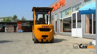 TCM 2005 FD25T6-thumb-2