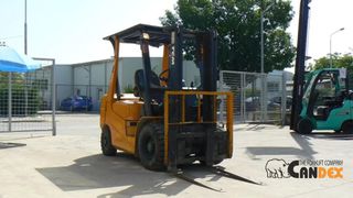 TCM 2005 FD25T6-thumb-4