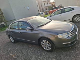 Volkswagen Passat 2005-thumb-2