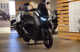 Yamaha NMAX 125 2026-thumb-1