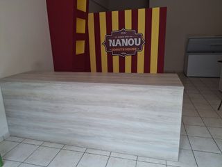 ξύλινος πάγκος