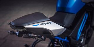 CFmoto 300NK 2026-thumb-8