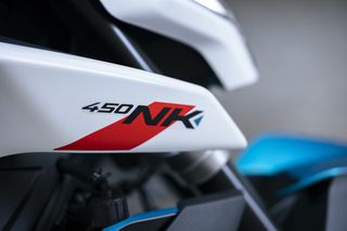CFmoto 450NK 2025-thumb-8