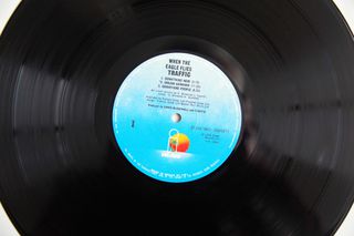 TRAFFIC - WHEN THE EAGLE FLIES-thumb-4