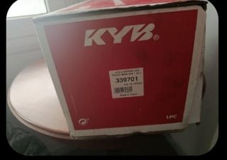 Kayaba(KYB) αμορτισέρ toyota auris