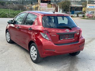 Toyota Yaris 2012 VVT-i-thumb-12