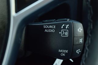 Dacia Duster 2021 DCI 4X4 SPORTIVE OFF ROAD PACK NAVI  F.LIFT-thumb-15
