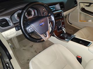Volvo S60 2014-thumb-1