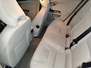 Volvo S60 2014-thumb-5
