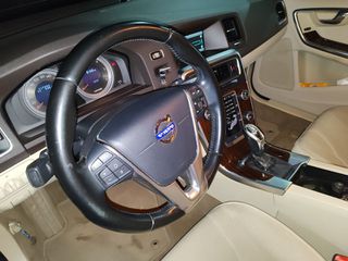 Volvo S60 2014-thumb-7