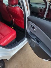 Toyota Yaris 2017 HYBRID AUTOMATIC-thumb-13